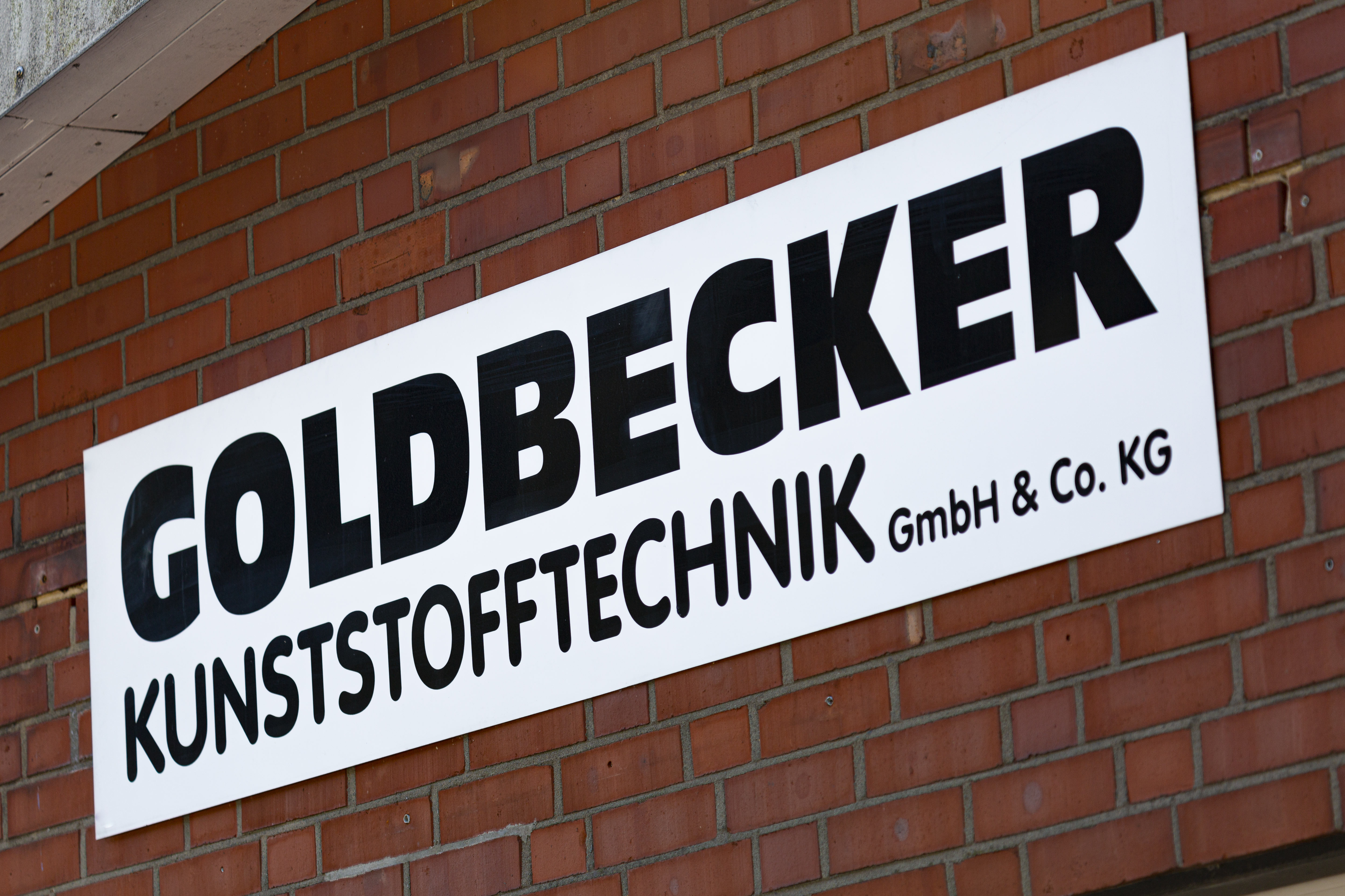 Golbekcer Kunststofftechnik GmbH - Glasfaser-Kunststoff